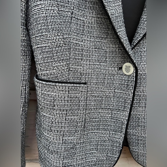 Zara Woman Tailored Fit Tweed Fall Work Career Wear Blazer Jacket XS - Picture 4 of 9